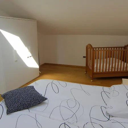 Modern Spacious In Pula, Istria Apartment *