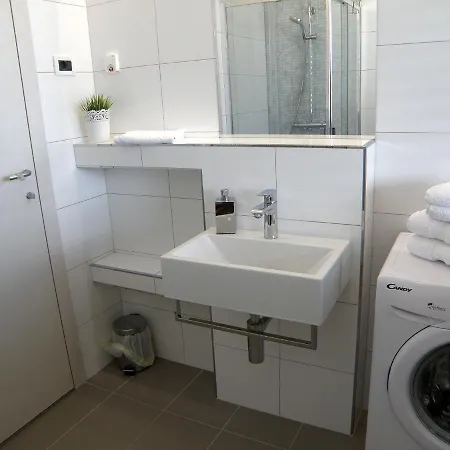 Modern Spacious In Pula, Istria *
